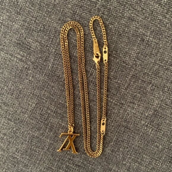 Limited Edition Louis Vuitton Upside Down Necklace - Picture 2 of 7